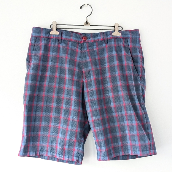 BOSS Hugo Boss Golf Plaid Short In Size 36 - Picture 1 of 7